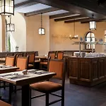 Elaya Noerdlingen, Trademark By Wyndham Hotel