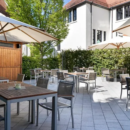 Hotel Elaya Noerdlingen, Trademark By Wyndham Noerdlingen