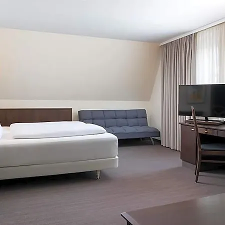 호텔 Elaya Noerdlingen, Trademark By Wyndham