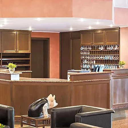 Elaya Noerdlingen, Trademark By Wyndham 호텔