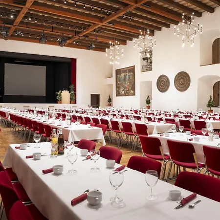 Elaya Kloesterle Noerdlingen, Trademark By Wyndham 4* Nördlingen