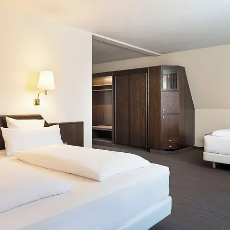 Elaya Kloesterle Noerdlingen, Trademark By Wyndham Hotell 4*