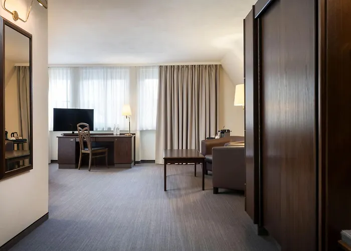 Elaya Noerdlingen, Trademark By Wyndham Hotel