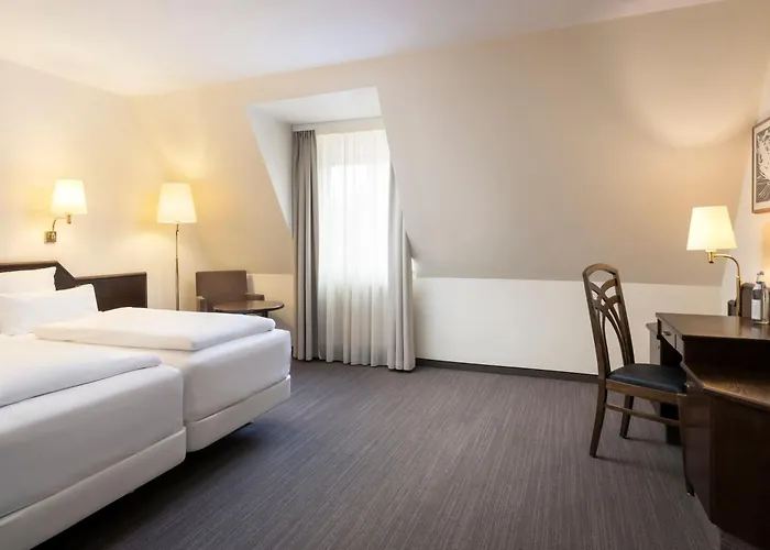 Elaya Noerdlingen, Trademark By Wyndham Hotel